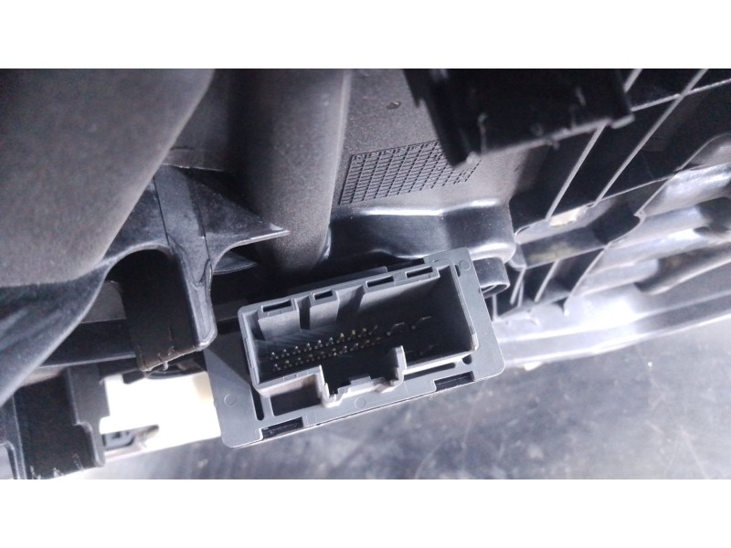 Recambio de elevalunas trasero izquierdo para ford fiesta vii (hj, hf) 1.1 ti-vct referencia OEM IAM   