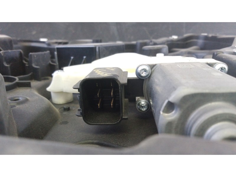 Recambio de elevalunas trasero izquierdo para ford fiesta vii (hj, hf) 1.1 ti-vct referencia OEM IAM   