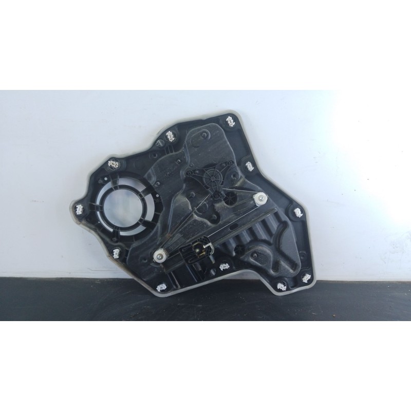 Recambio de elevalunas trasero izquierdo para ford fiesta vii (hj, hf) 1.1 ti-vct referencia OEM IAM   