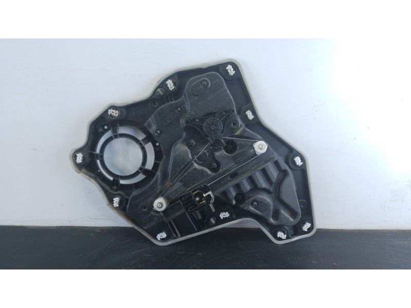 Recambio de elevalunas trasero izquierdo para ford fiesta vii (hj, hf) 1.1 ti-vct referencia OEM IAM   