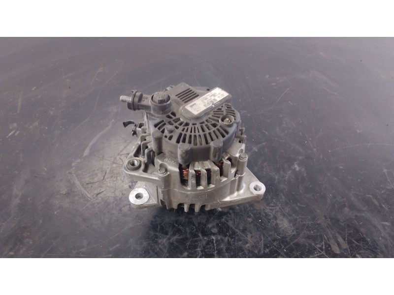 Recambio de alternador para hyundai i30 (fd) 1.6 crdi referencia OEM IAM 373002A600  P3-A4-4-5