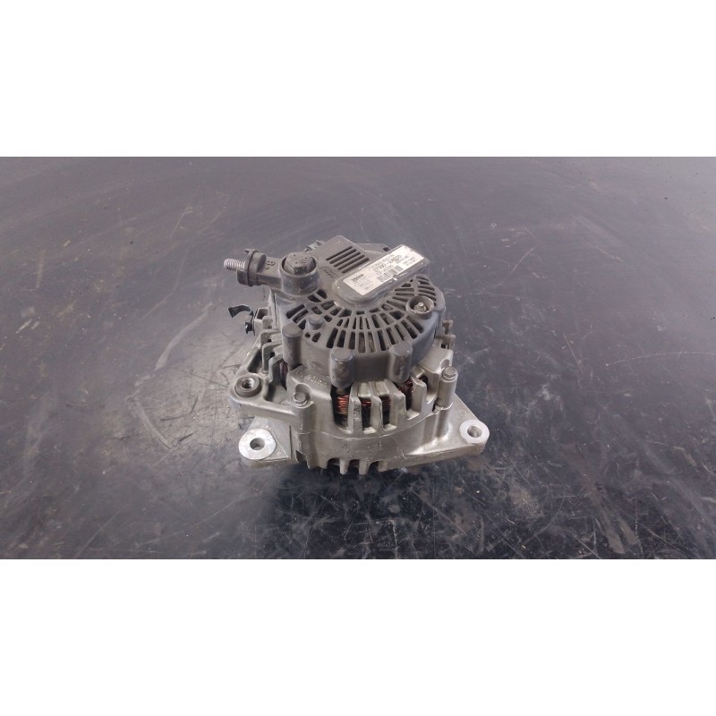 Recambio de alternador para hyundai i30 (fd) 1.6 crdi referencia OEM IAM 373002A600  P3-A4-4-5