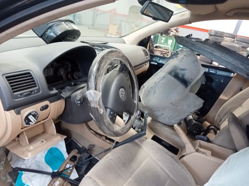 volkswagen golf v (1k1) del año 2005