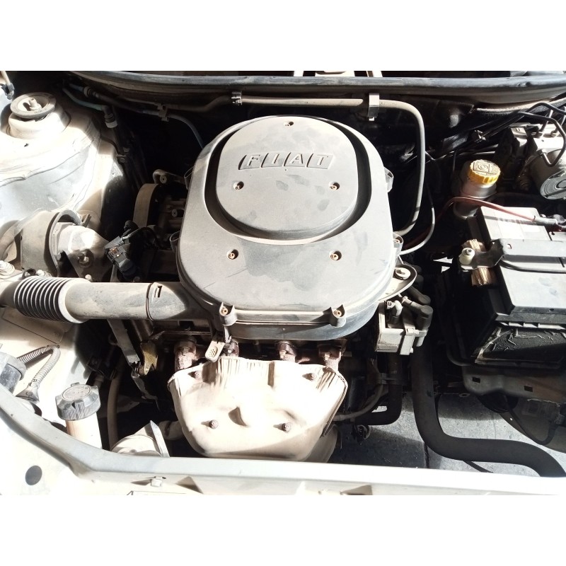 fiat punto (188_) del año 2004