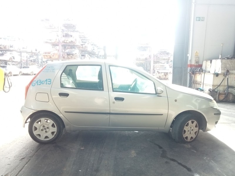 fiat punto (188_) del año 2004