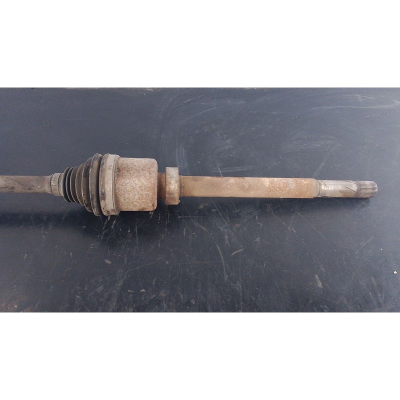 Recambio de transmision delantera derecha para renault trafic iii autobús (jg_) 1.6 dci 95 (jgmr, jgmj) referencia OEM IAM 39100