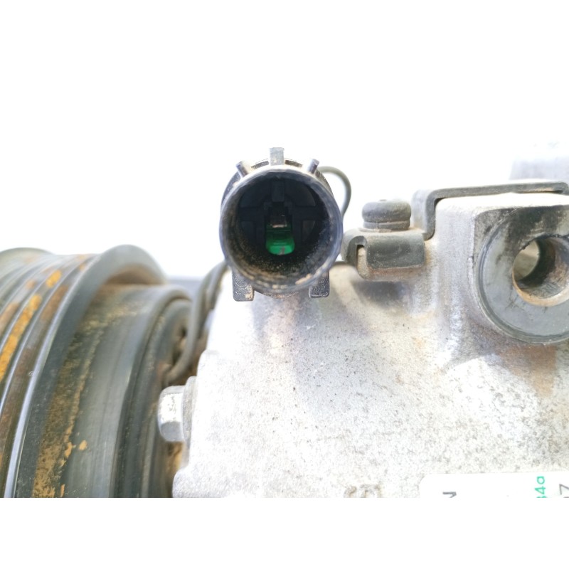 Recambio de compresor aire acondicionado para renault clio iii (br0/1, cr0/1) 1.5 dci (br17, cr17) referencia OEM IAM F500AN6AA0