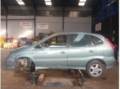 nissan almera tino (v10) del año 2002