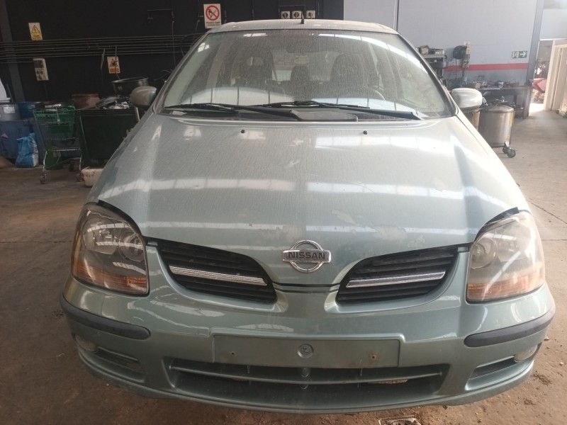 nissan almera tino (v10) del año 2002