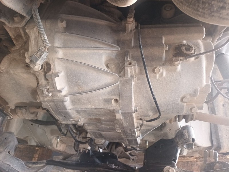 nissan almera tino (v10) del año 2002