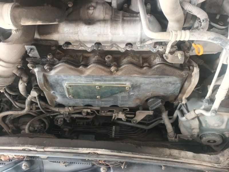 nissan almera tino (v10) del año 2002