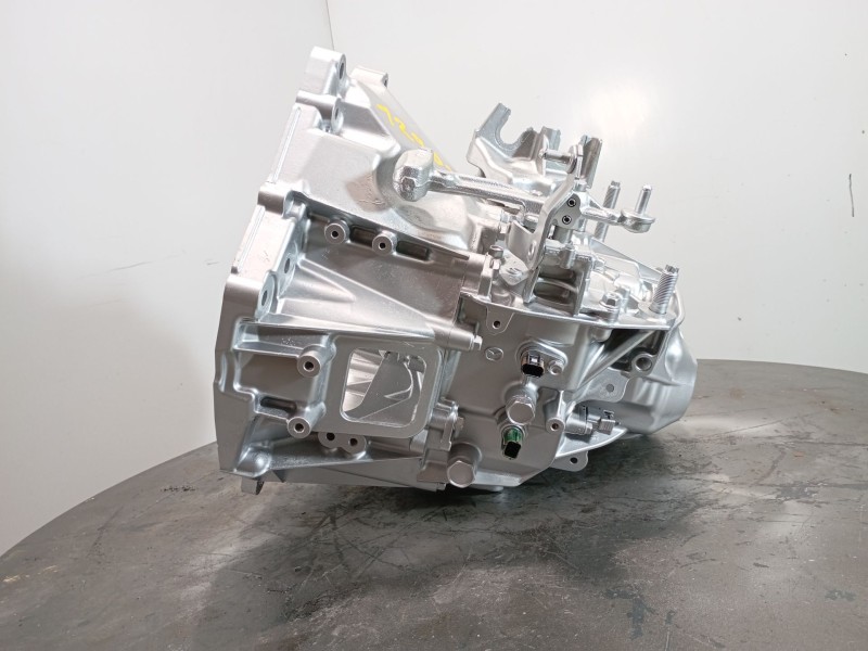 Recambio de caja cambios para mazda cx-30 e-skyactiv-g referencia OEM IAM 1TH1000672  M1-A3-137