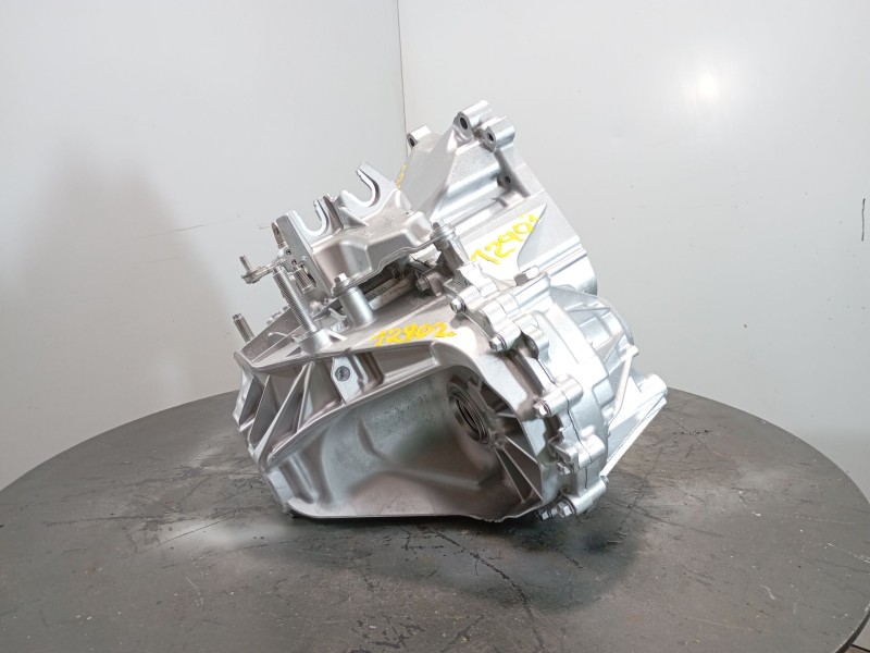 Recambio de caja cambios para mazda cx-30 e-skyactiv-g referencia OEM IAM 1TH1000672  M1-A3-137