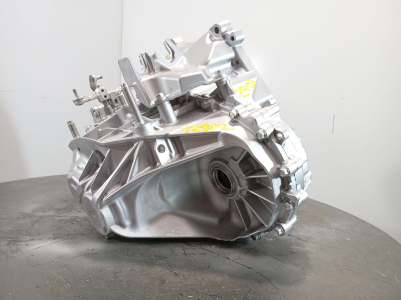 Recambio de caja cambios para mazda cx-30 e-skyactiv-g referencia OEM IAM 1TH1000672  M1-A3-137