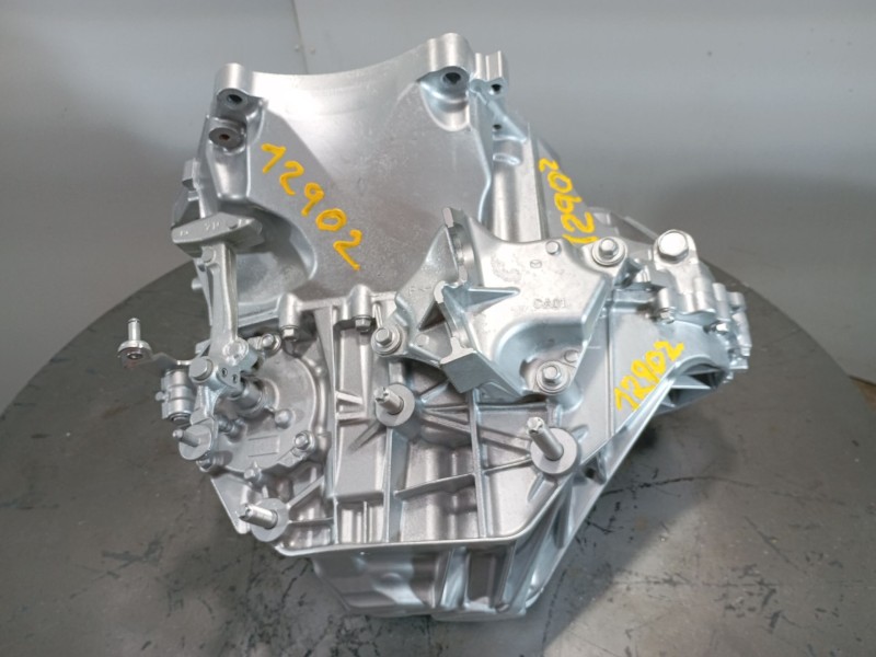 Recambio de caja cambios para mazda cx-30 e-skyactiv-g referencia OEM IAM 1TH1000672  M1-A3-137