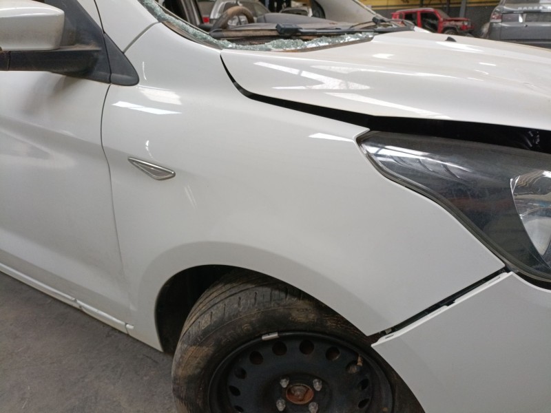 Recambio de aleta delantera derecha para ford ka+ iii (uk, fk) 1.2 referencia OEM IAM   