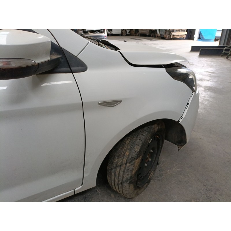 Recambio de aleta delantera derecha para ford ka+ iii (uk, fk) 1.2 referencia OEM IAM   