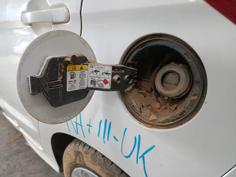 Recambio de tapa exterior combustible para ford ka+ iii (uk, fk) 1.2 referencia OEM IAM   