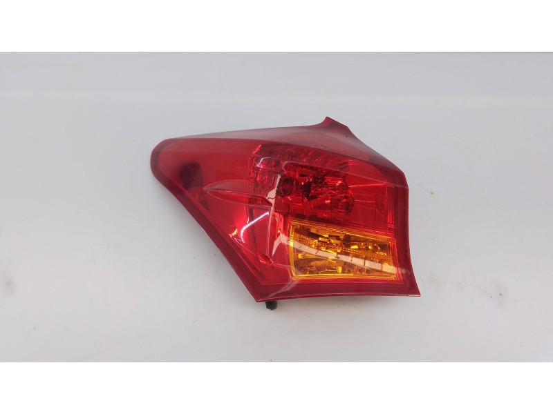 Recambio de piloto trasero izquierdo para toyota auris (_e18_) 1.4 d-4d (nde180_) referencia OEM IAM   