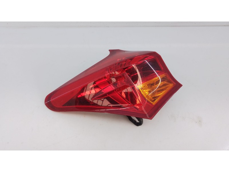 Recambio de piloto trasero izquierdo para toyota auris (_e18_) 1.4 d-4d (nde180_) referencia OEM IAM   