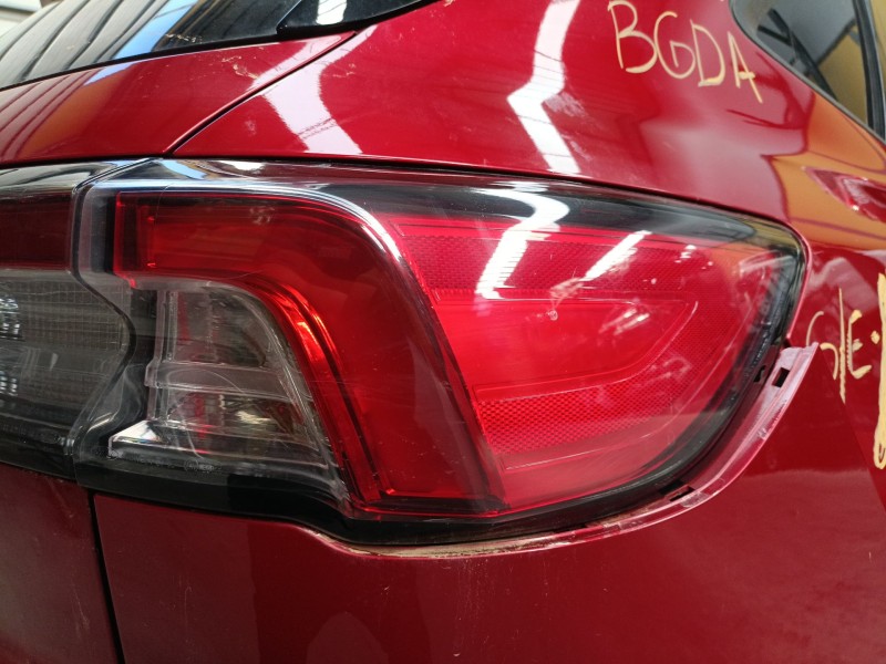 Recambio de piloto trasero derecho para ford kuga iii (dfk) 2.5 duratec plug-in-hybrid referencia OEM IAM   