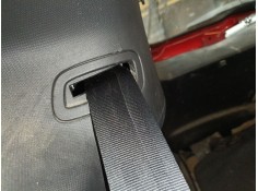 CINTURON SEGURIDAD TRASERO DERECHO 