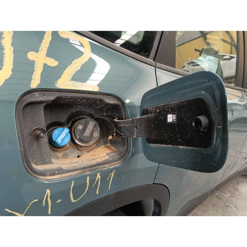 Recambio de tapa exterior combustible para bmw x1 (u11) sdrive 18 d referencia OEM IAM   