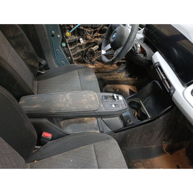 Recambio de consola central para bmw x1 (u11) sdrive 18 d referencia OEM IAM   