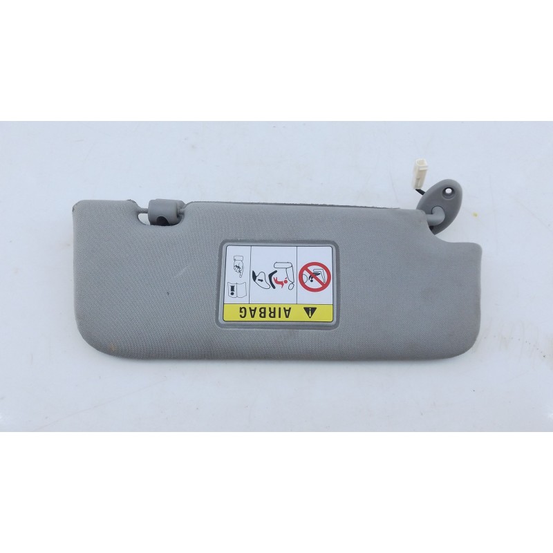 Recambio de parasol izquierdo para ssangyong korando limited plus 4x4 referencia OEM IAM   