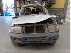 mitsubishi montero iii (v7_w, v6_w) del año 2001 2