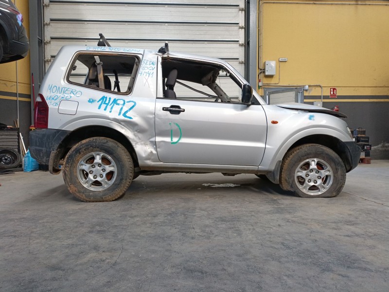 mitsubishi montero iii (v7_w, v6_w) del año 2001