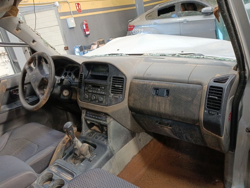 mitsubishi montero iii (v7_w, v6_w) del año 2001