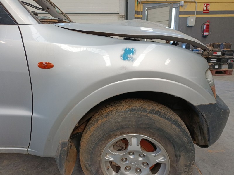 Recambio de aleta delantera derecha para mitsubishi montero iii (v7_w, v6_w) 3.2 di-d (v68w, v78w) referencia OEM IAM   