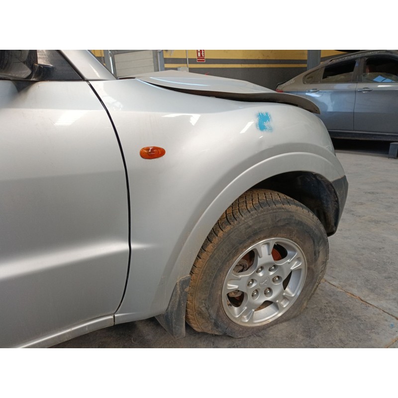 Recambio de aleta delantera derecha para mitsubishi montero iii (v7_w, v6_w) 3.2 di-d (v68w, v78w) referencia OEM IAM   