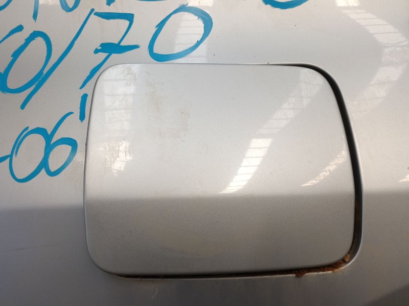 Recambio de tapa exterior combustible para mitsubishi montero iii (v7_w, v6_w) 3.2 di-d (v68w, v78w) referencia OEM IAM   