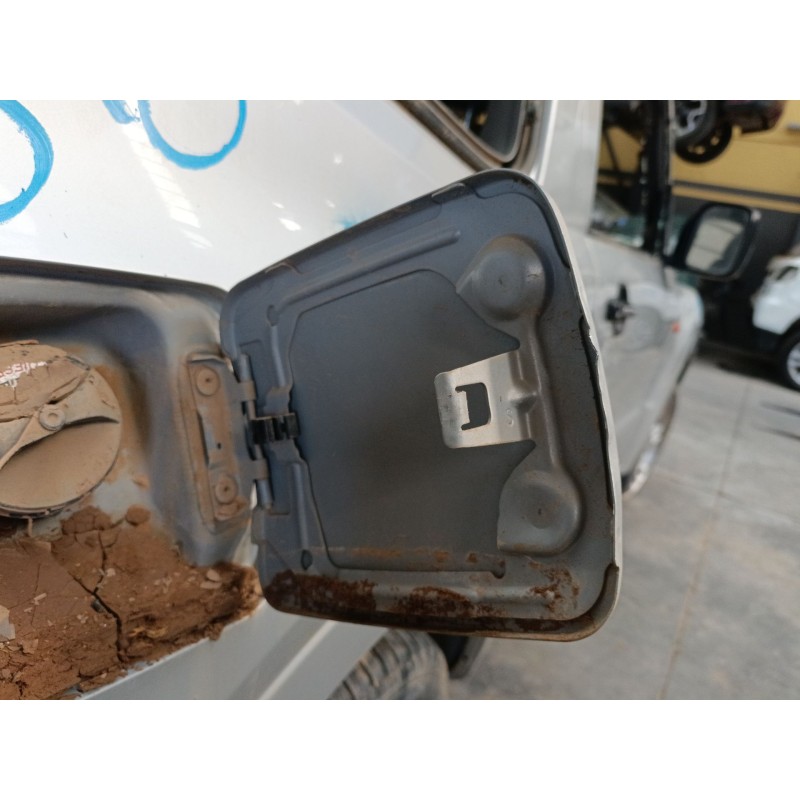 Recambio de tapa exterior combustible para mitsubishi montero iii (v7_w, v6_w) 3.2 di-d (v68w, v78w) referencia OEM IAM   