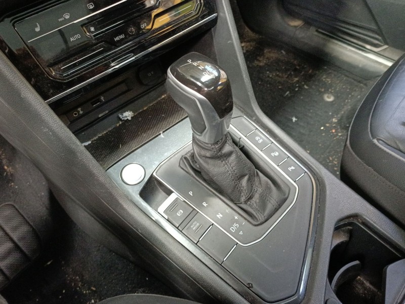 Recambio de palanca cambio para volkswagen tiguan (ad1, ax1) 2.0 tdi referencia OEM IAM   