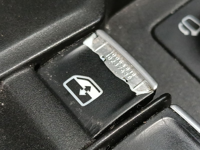 Recambio de mando elevalunas delantero izquierdo para volkswagen tiguan (ad1, ax1) 2.0 tdi referencia OEM IAM   