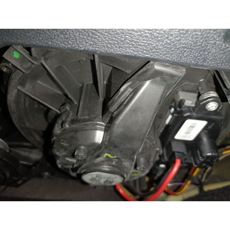 Recambio de ventilador calefaccion para volkswagen tiguan (ad1, ax1) 2.0 tdi referencia OEM IAM   