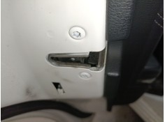 CERRADURA PUERTA TRASERA IZQUIERDA 