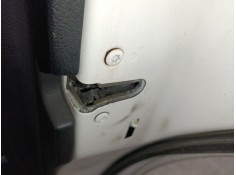 CERRADURA PUERTA TRASERA DERECHA 