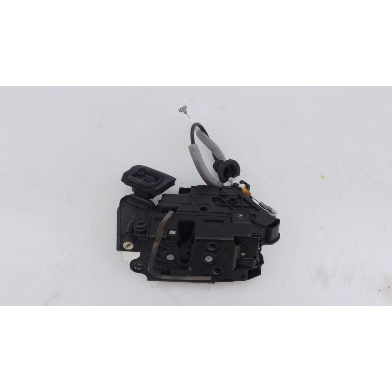 Recambio de cerradura puerta trasera izquierda para bmw serie 5 touring (f11) 520d referencia OEM IAM   