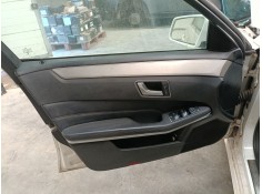 GUARNECIDO PUERTA DELANTERA IZQUIERDA 