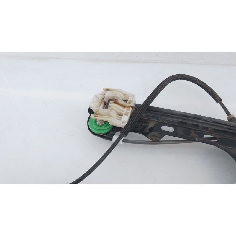 Recambio de elevalunas delantero izquierdo para bmw serie 1 berlina (e81/e87) 118d referencia OEM IAM   