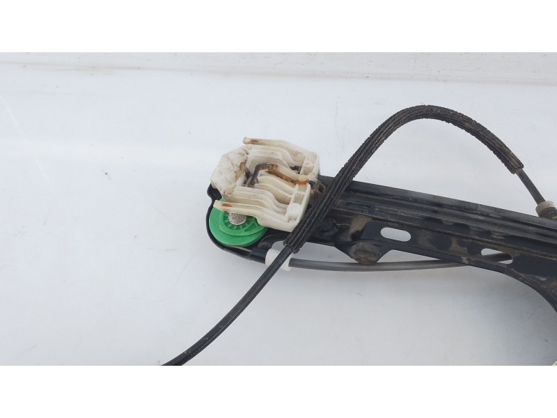 Recambio de elevalunas delantero izquierdo para bmw serie 1 berlina (e81/e87) 118d referencia OEM IAM   