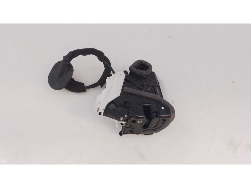 Recambio de cerradura puerta trasera derecha para renault arkana i (lcm_, ldn_) 1.6 e-tech 145 (ldmu) referencia OEM IAM   