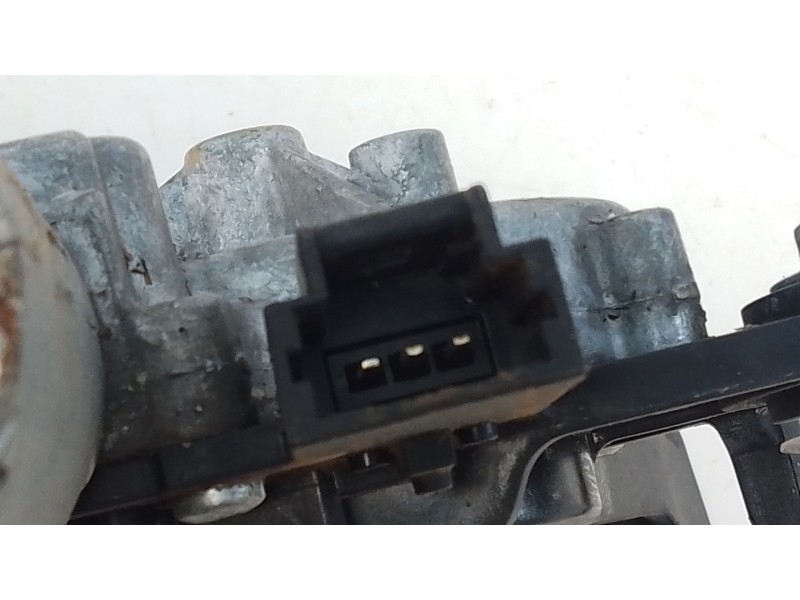 Recambio de motor limpia trasero para opel corsa f (p2jo) 1.2 (68) referencia OEM IAM 9819900080  