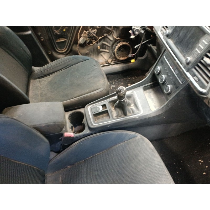 Recambio de consola central para seat ateca (kh7, khp) 1.6 tdi referencia OEM IAM   