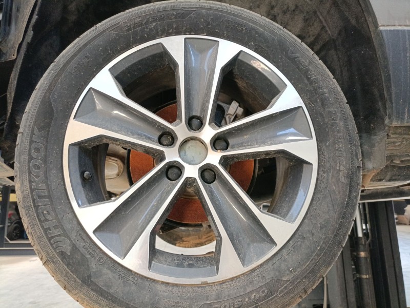 Recambio de llanta para seat ateca (kh7, khp) 1.6 tdi referencia OEM IAM 215/55/17  