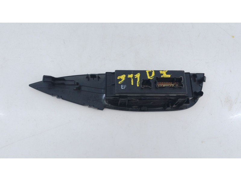 Recambio de mando elevalunas delantero izquierdo para nissan qashqai (j11) acenta referencia OEM IAM   